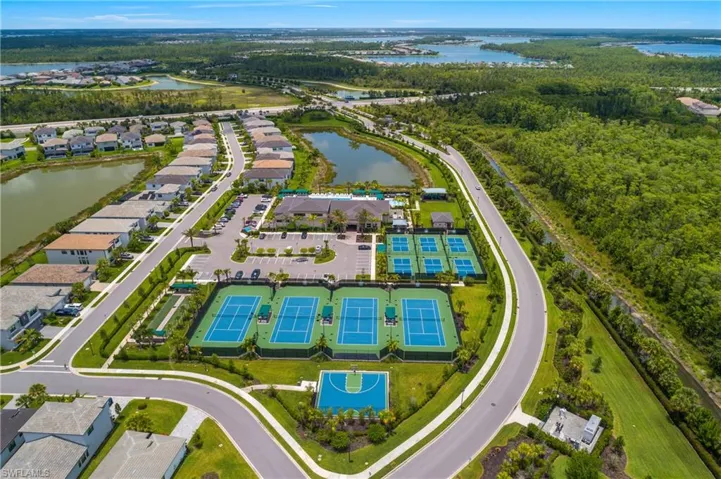 12733 Caballo Ct, Estero, Florida 33928