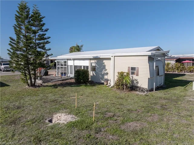 3373 Rainbow Ln, North Fort Myers, Florida 33903