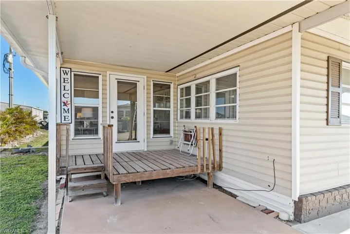 3373 Rainbow Ln, North Fort Myers, Florida 33903