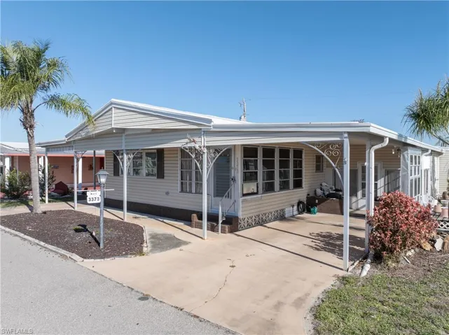 3373 Rainbow Ln, North Fort Myers, Florida 33903