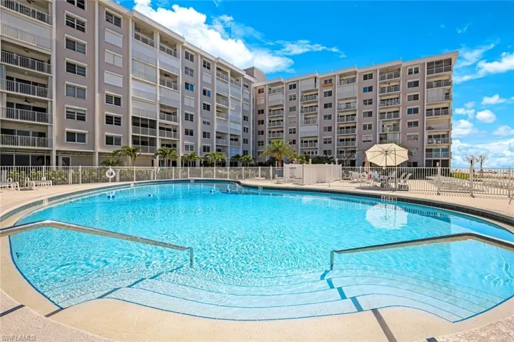 3443  Gulf Shore N BLVD, Naples, FL 34103