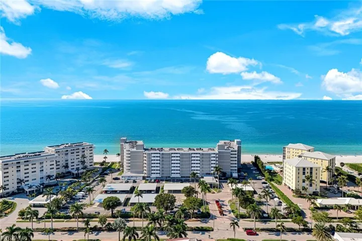 3443  Gulf Shore N BLVD, Naples, FL 34103