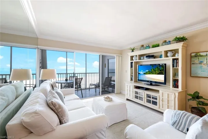 3443  Gulf Shore N BLVD, Naples, FL 34103