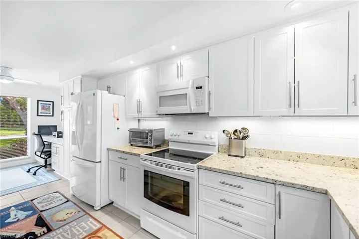 1330  Yesica Ann  CIR, Naples, FL 34110
