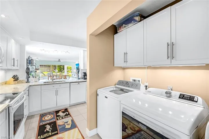 1330  Yesica Ann  CIR, Naples, FL 34110