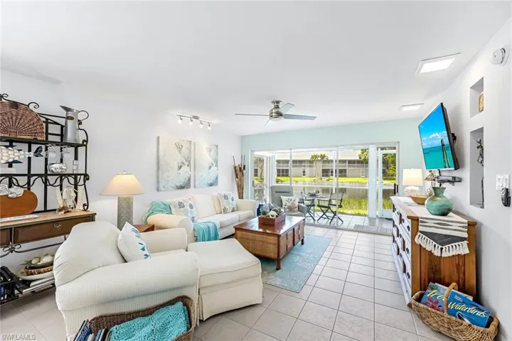 1330  Yesica Ann  CIR, Naples, FL 34110