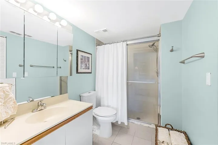 1330  Yesica Ann  CIR, Naples, FL 34110