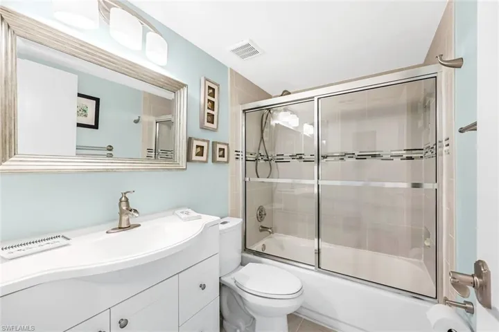 1330  Yesica Ann  CIR, Naples, FL 34110