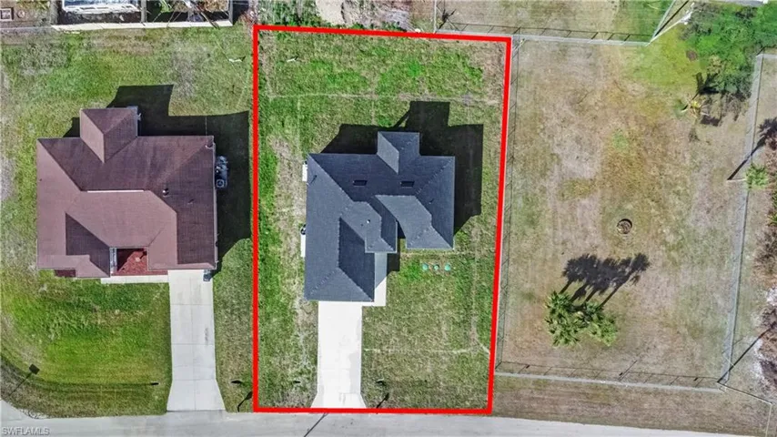 View of subject property featuring property boundaries highlighted