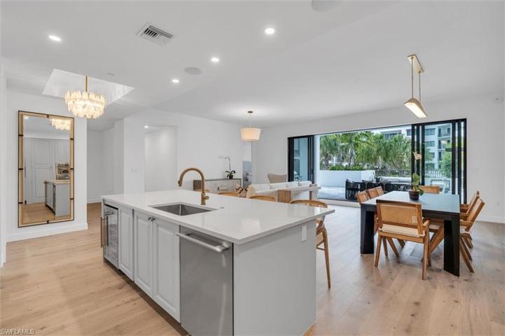 1125 Central AVE # 268, NAPLES FL 34102