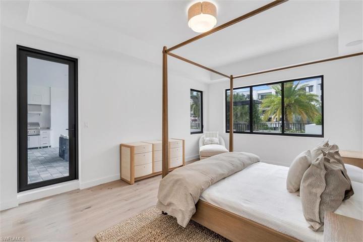 1125 Central AVE # 268, NAPLES FL 34102