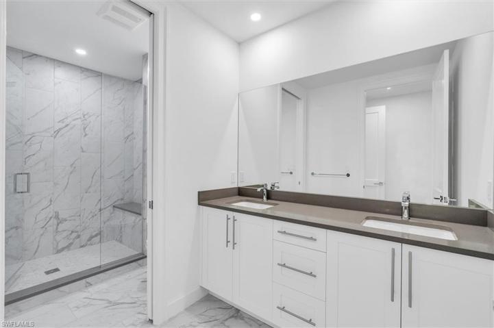1125 Central AVE # 268, NAPLES FL 34102