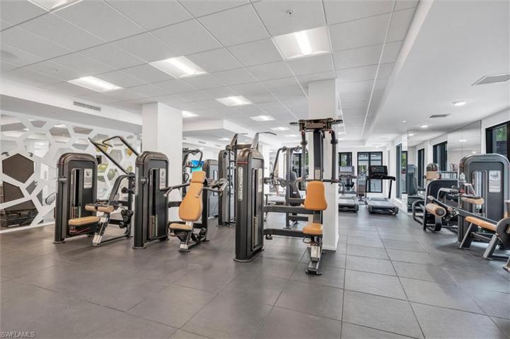 1125 Central AVE # 268, NAPLES FL 34102