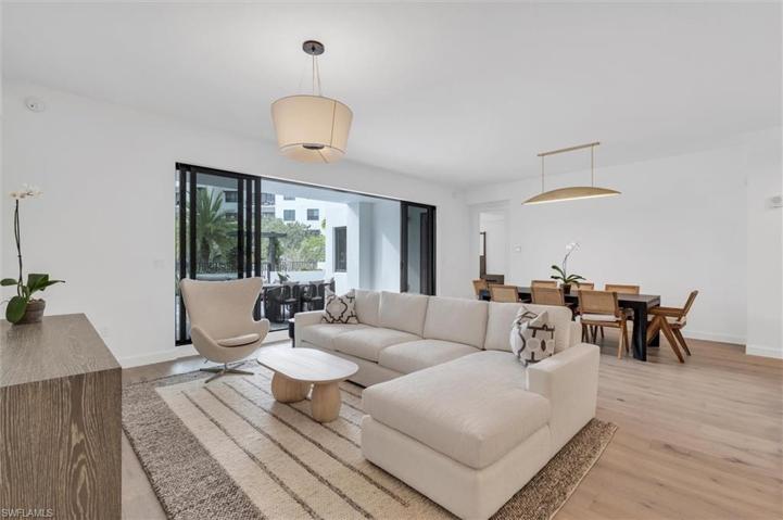 1125 Central AVE # 268, NAPLES FL 34102