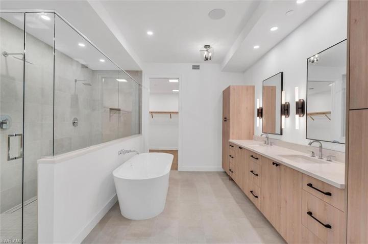 1125 Central AVE # 268, NAPLES FL 34102