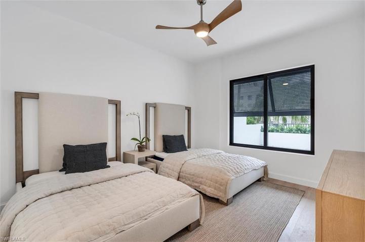 1125 Central AVE # 268, NAPLES FL 34102