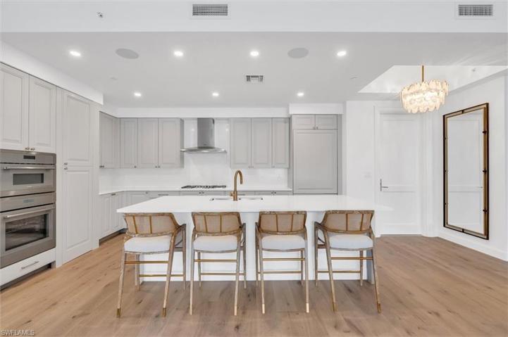 1125 Central AVE # 268, NAPLES FL 34102