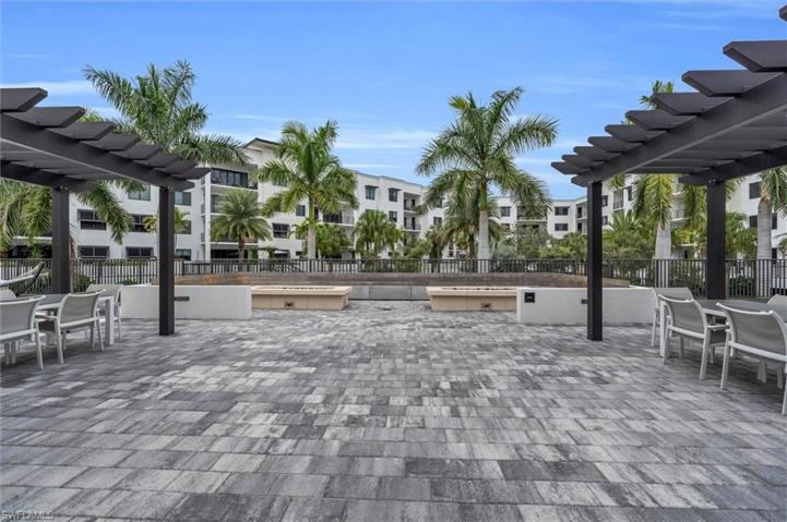 1125 Central AVE # 268, NAPLES FL 34102