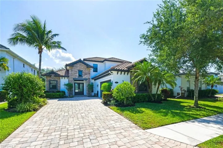 6865 Il Regalo Cir, Naples, Florida 34109
