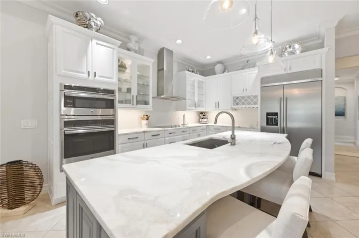 6865 Il Regalo Cir, Naples, Florida 34109
