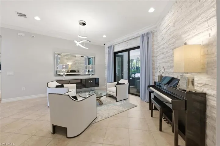 6865 Il Regalo Cir, Naples, Florida 34109
