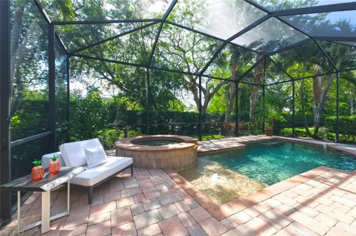 6865 Il Regalo Cir, Naples, Florida 34109