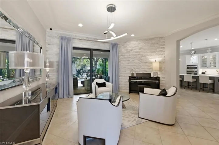 6865 Il Regalo Cir, Naples, Florida 34109
