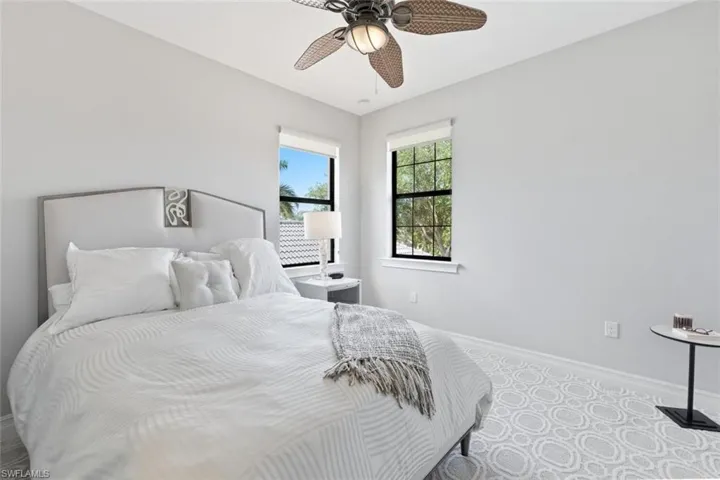 6865 Il Regalo Cir, Naples, Florida 34109