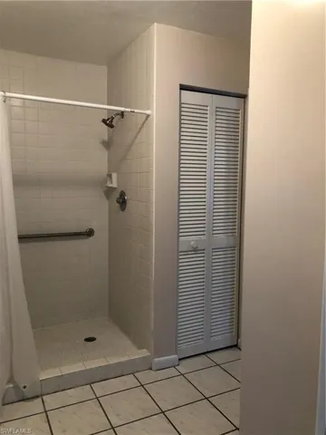 1833 Courtyard Way 106, Naples, Florida 34112