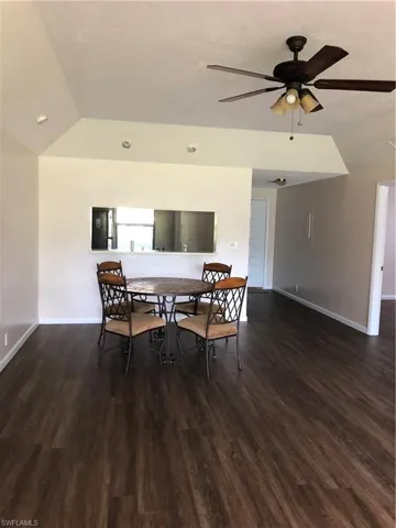 1833 Courtyard Way 106, Naples, Florida 34112