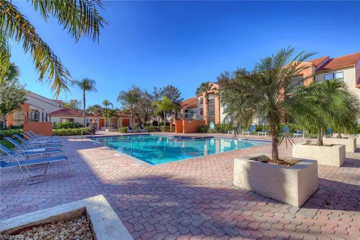 13545 Eagle Ridge Dr 827, Fort Myers, Florida 33912