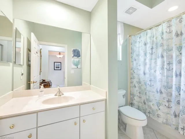 2nd bathroom