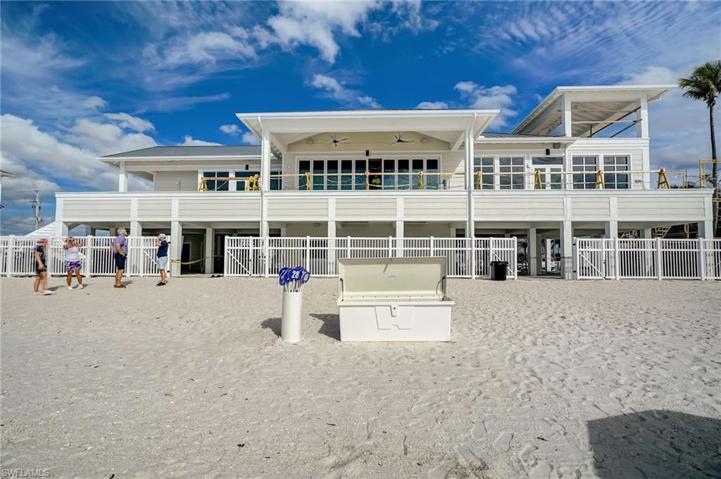 PRIVATE BEACH CLUB RESTAURANT & BAR
