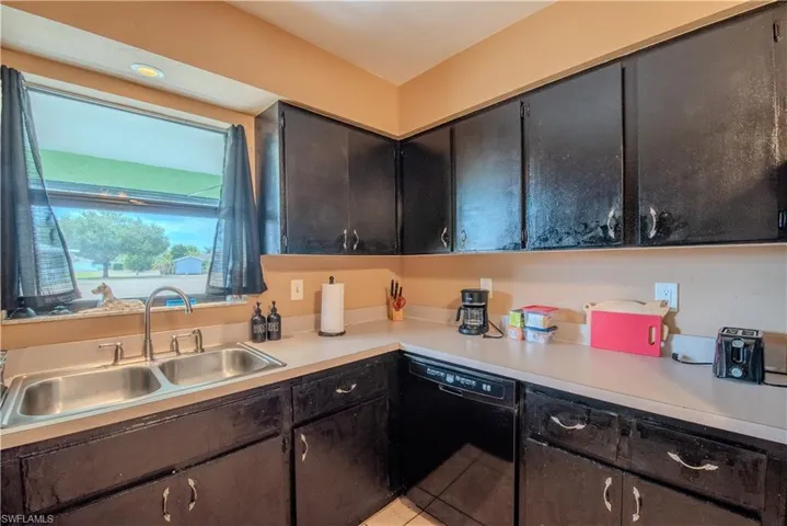 214  Eaglesmere  DR, Lehigh Acres, FL 33936