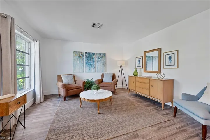 Sitting room