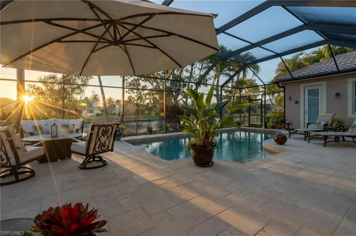 383  Cypress W WAY, Naples, FL 34110