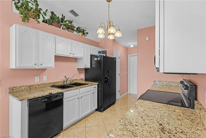 18484  Narcissus  RD, Fort Myers, FL 33967