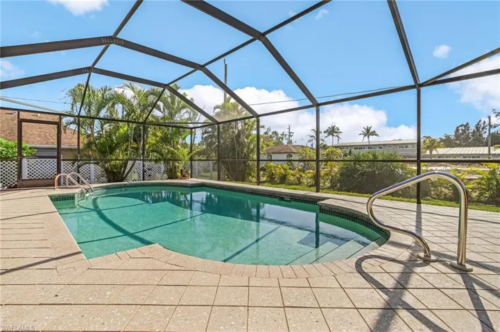 18484  Narcissus  RD, Fort Myers, FL 33967