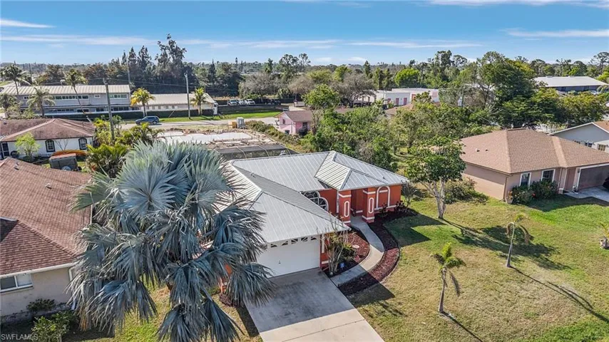 18484  Narcissus  RD, Fort Myers, FL 33967