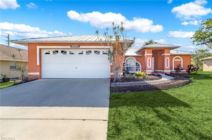 18484  Narcissus  RD, Fort Myers, FL 33967