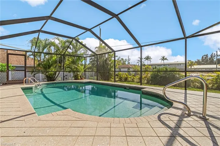 18484  Narcissus  RD, Fort Myers, FL 33967