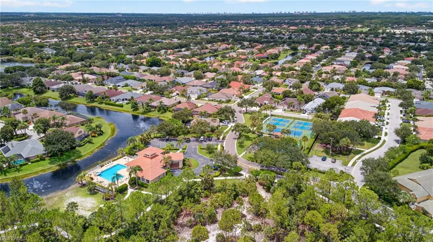8431 Hollow Brook Cir, Naples, Florida 34119