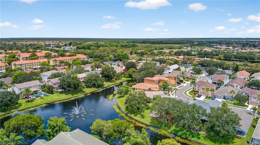 8431 Hollow Brook Cir, Naples, Florida 34119