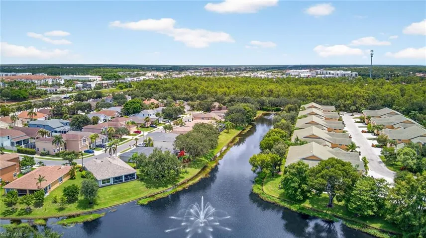 8431 Hollow Brook Cir, Naples, Florida 34119