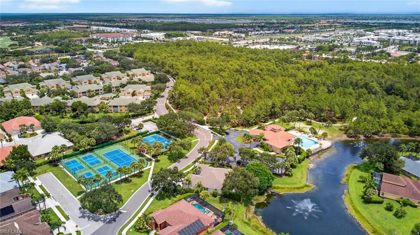 8431 Hollow Brook Cir, Naples, Florida 34119