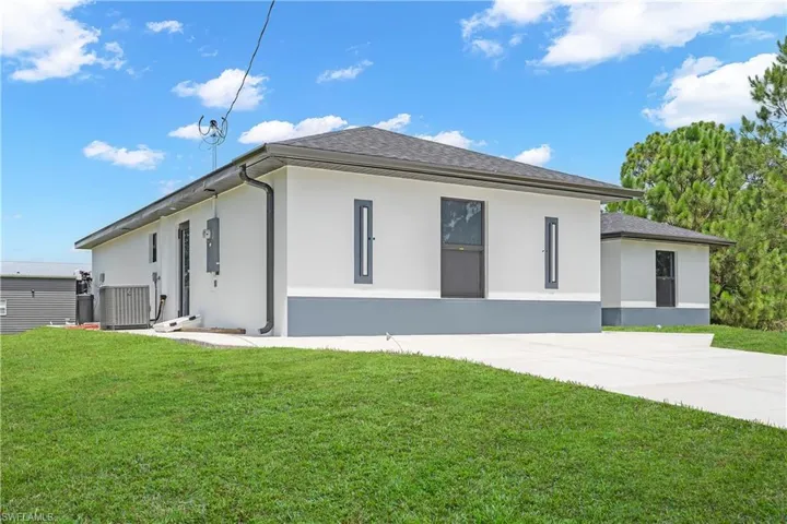 4606 Irene Ave S, Lehigh Acres, Florida 33976