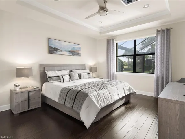 7263  Live Oak  DR, Naples, FL 34114