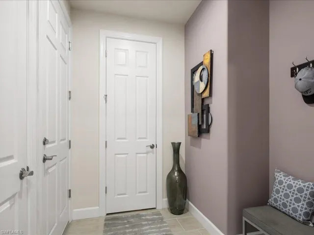 7263  Live Oak  DR, Naples, FL 34114