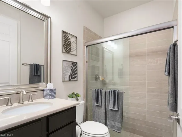7263  Live Oak  DR, Naples, FL 34114