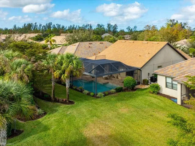 7263  Live Oak  DR, Naples, FL 34114